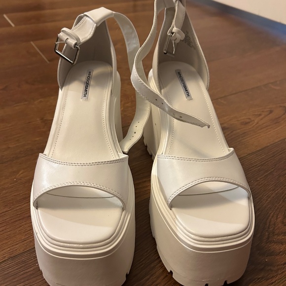Windsor Smith White Platform Heels - Picture 3 of 6